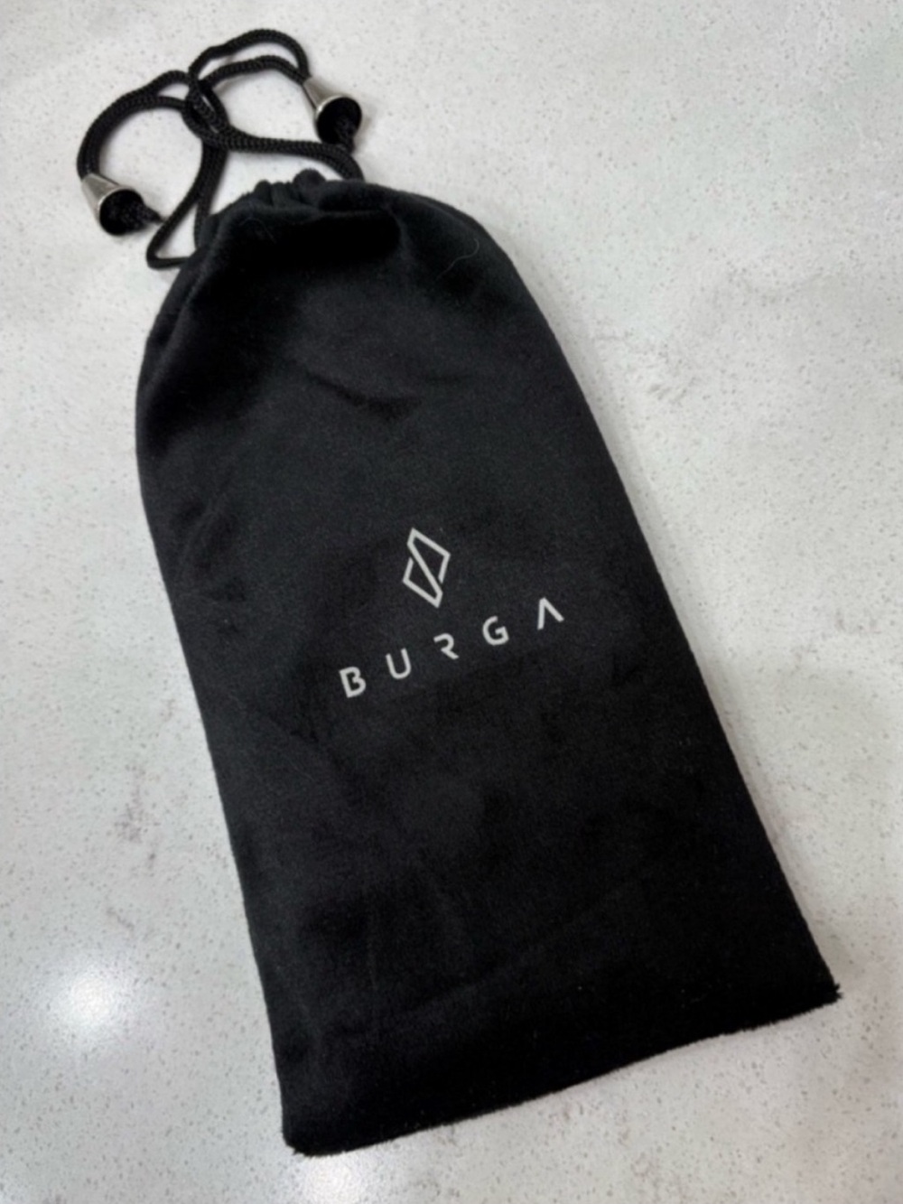 BURGA Spring Court-iPhone 16 Case - Picture 6 of 9